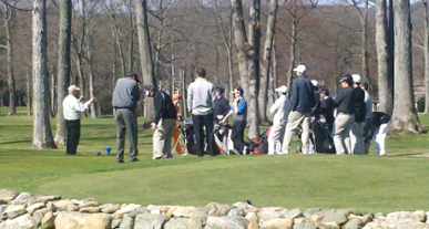 Students lining up their shots at Bowling Green Golf Club